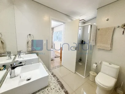 Foto Apartamento com 3 Suítes