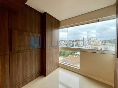 Foto Apartamento com 2 Dormitórios