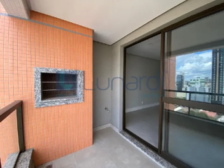 Apartamento com 3 Dormitórios