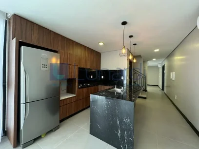 Foto Apartamento com 3 Suítes