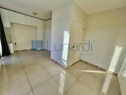 Foto Casa com 2 Dormitórios