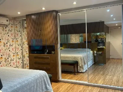 Foto Apartamento com 3 Dormitórios