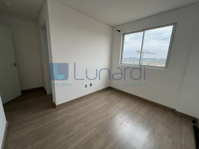 Foto Apartamento com 2 Dormitórios