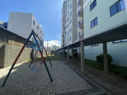 Foto Apartamento com 2 Dormitórios