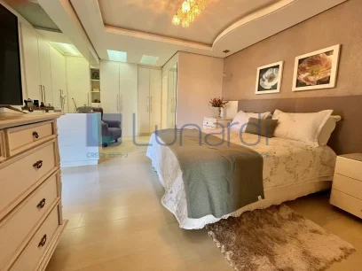 Foto Apartamento com 3 Dormitórios