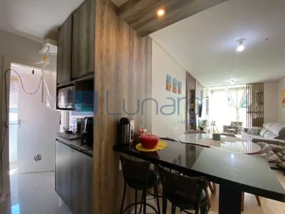 Foto Apartamento com 2 Dormitórios