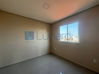 Foto Apartamento com 2 Dormitórios