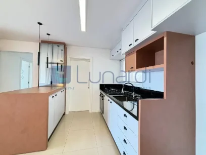 Foto Apartamento com 3 Dormitórios