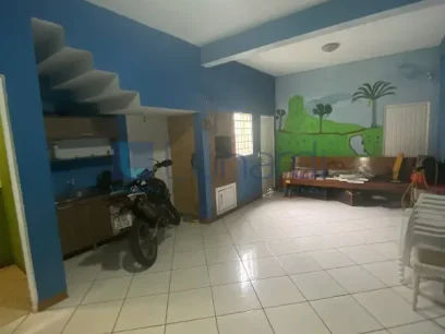 Foto Casa com 3 Dormitórios