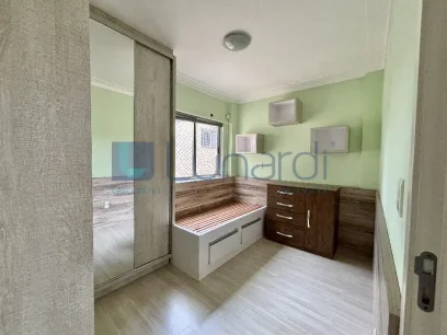 Foto Apartamento com 2 Dormitórios