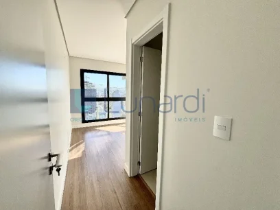 Foto Apartamento com 3 Suítes