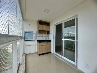 Foto Apartamento com 3 Dormitórios