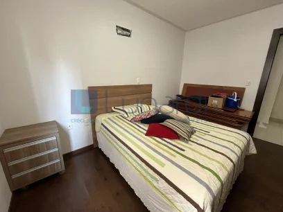 Foto Apartamento com 3 Dormitórios