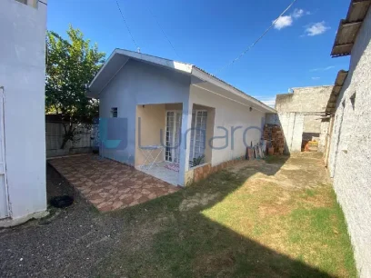 Foto Casa com 2 Dormitórios