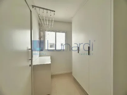 Foto Apartamento com 3 Dormitórios