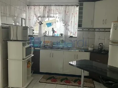 Foto Apartamento com 3 Dormitórios