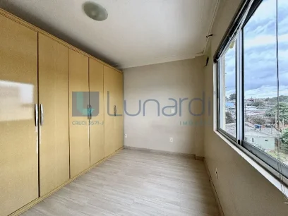 Foto Apartamento com 2 Dormitórios