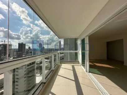 Foto Apartamento com 3 Suítes