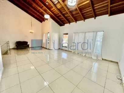 Foto Casa com 2 Dormitórios