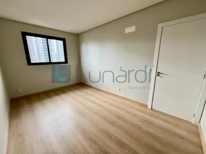 Foto Apartamento com 3 Dormitórios