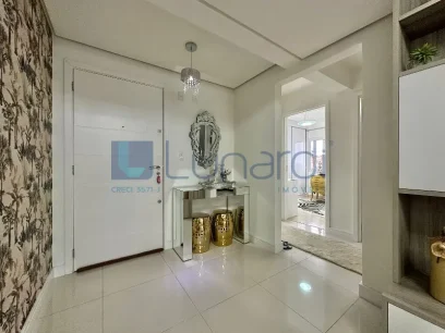 Foto Apartamento com 3 Dormitórios