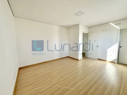 Foto Apartamento com 3 Dormitórios