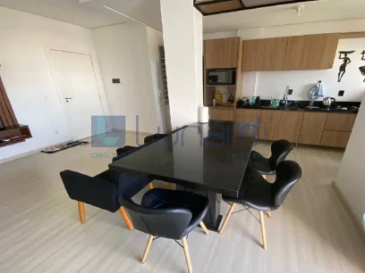 Foto Apartamento com 2 Dormitórios