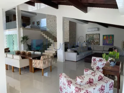 Foto Casa com 4 Suítes