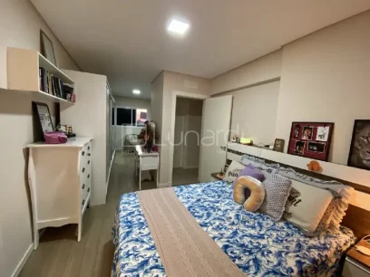 Foto Apartamento com 3 Dormitórios