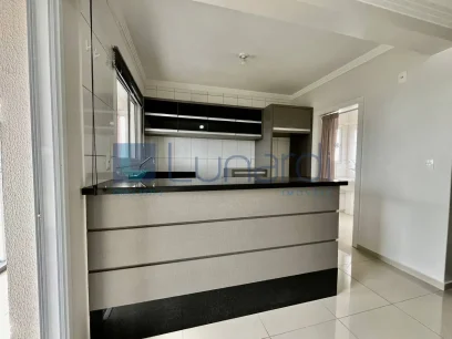 Foto Apartamento com 2 Dormitórios