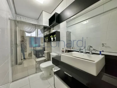 Foto Apartamento com 3 Dormitórios