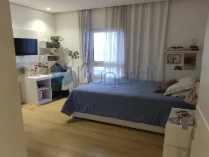 Foto Apartamento com 3 Suítes