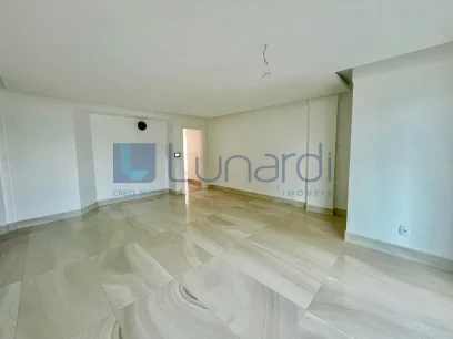 Foto Apartamento com 3 Dormitórios