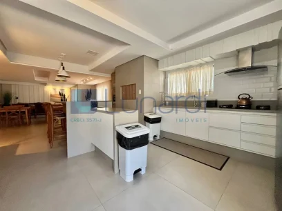 Foto Apartamento com 3 Dormitórios