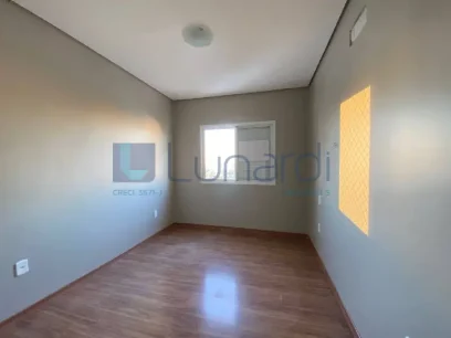 Foto Apartamento com 3 Dormitórios