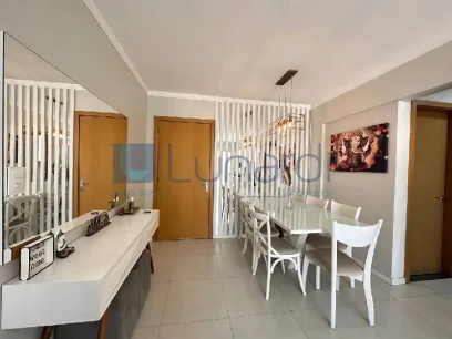 Foto Apartamento com 2 Dormitórios