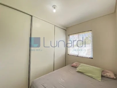 Foto Apartamento com 2 Dormitórios