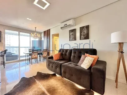 Foto Apartamento com 2 Dormitórios