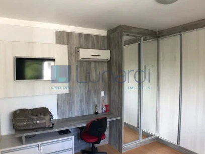 Foto Apartamento com 2 Dormitórios