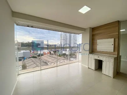 Foto Apartamento com 3 Suítes