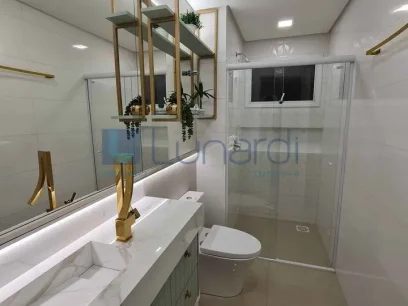 Foto Apartamento com 2 Dormitórios