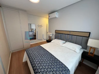 Foto Apartamento com 3 Dormitórios