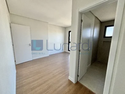 Foto Apartamento com 3 Suítes