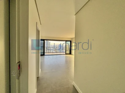 Foto Apartamento com 3 Suítes