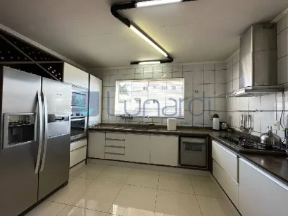 Foto Casa com 3 Dormitórios