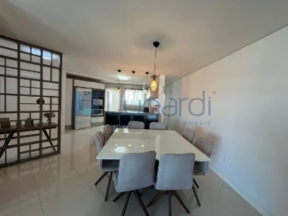 Foto Apartamento com 2 Suítes