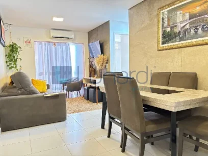 Foto Apartamento com 2 Dormitórios