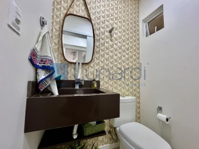 Foto Apartamento com 3 Suítes