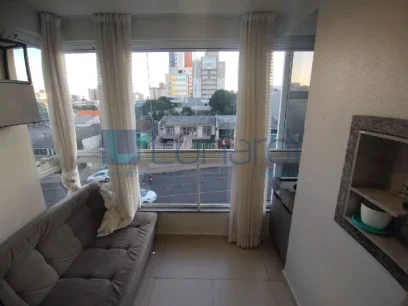 Foto Apartamento com 2 Dormitórios