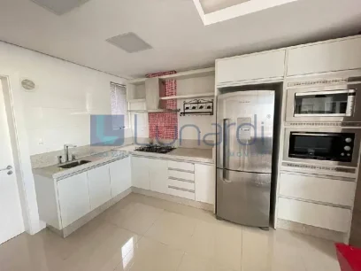 Foto Apartamento com 2 Dormitórios